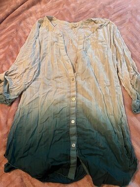 Ombre Button-Front Tunic - Light Teal to Deep Teal